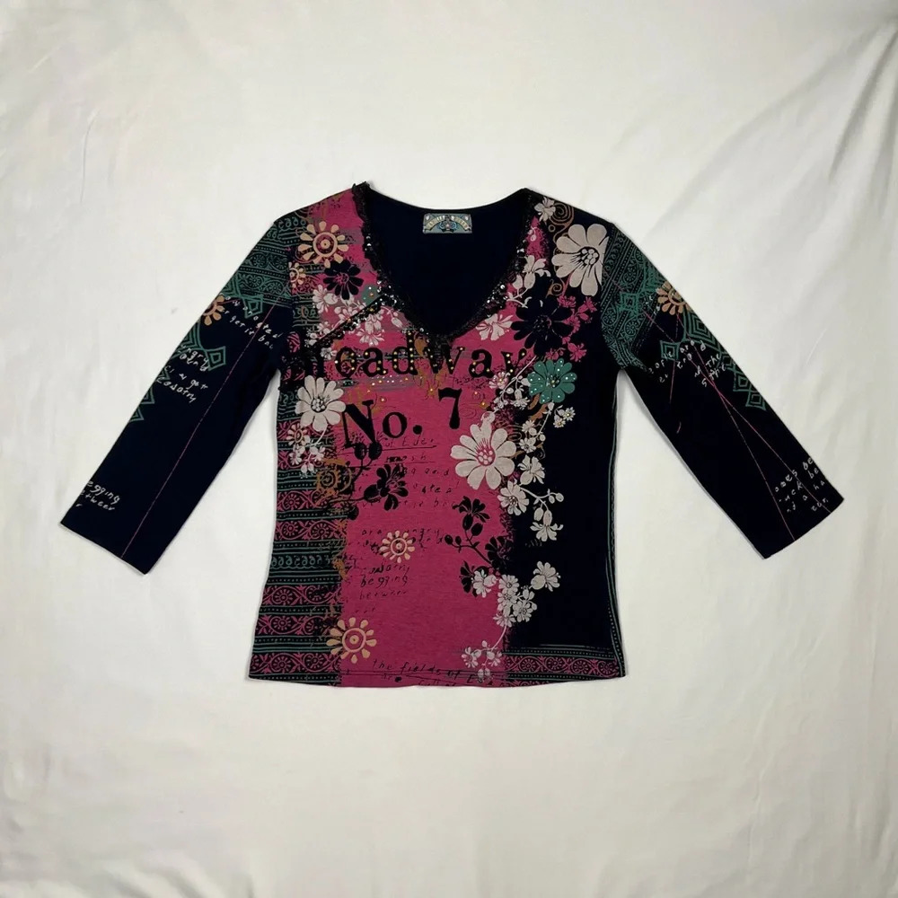 Vintage Graphic Half Sleeve Top - Picture 2 of 6